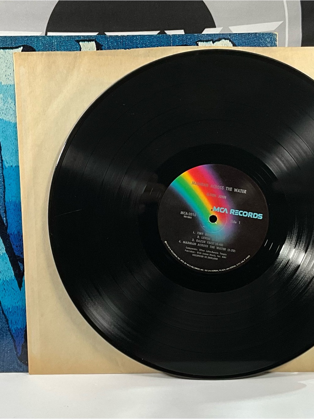 Elton John - Madman Across the Water (1973) MCA-2016 W/Booklet - Picture 6 of 8